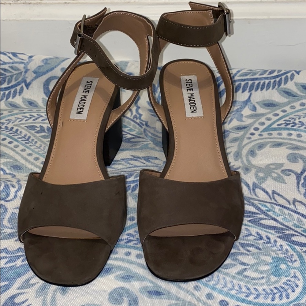 Steve Madden Heels - Picture 3 of 4